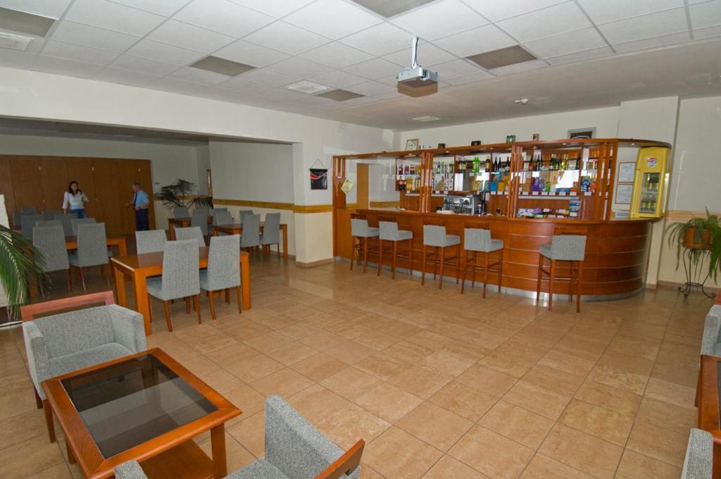 Károly Róbert Diákhotel Gyöngyös Exterior foto